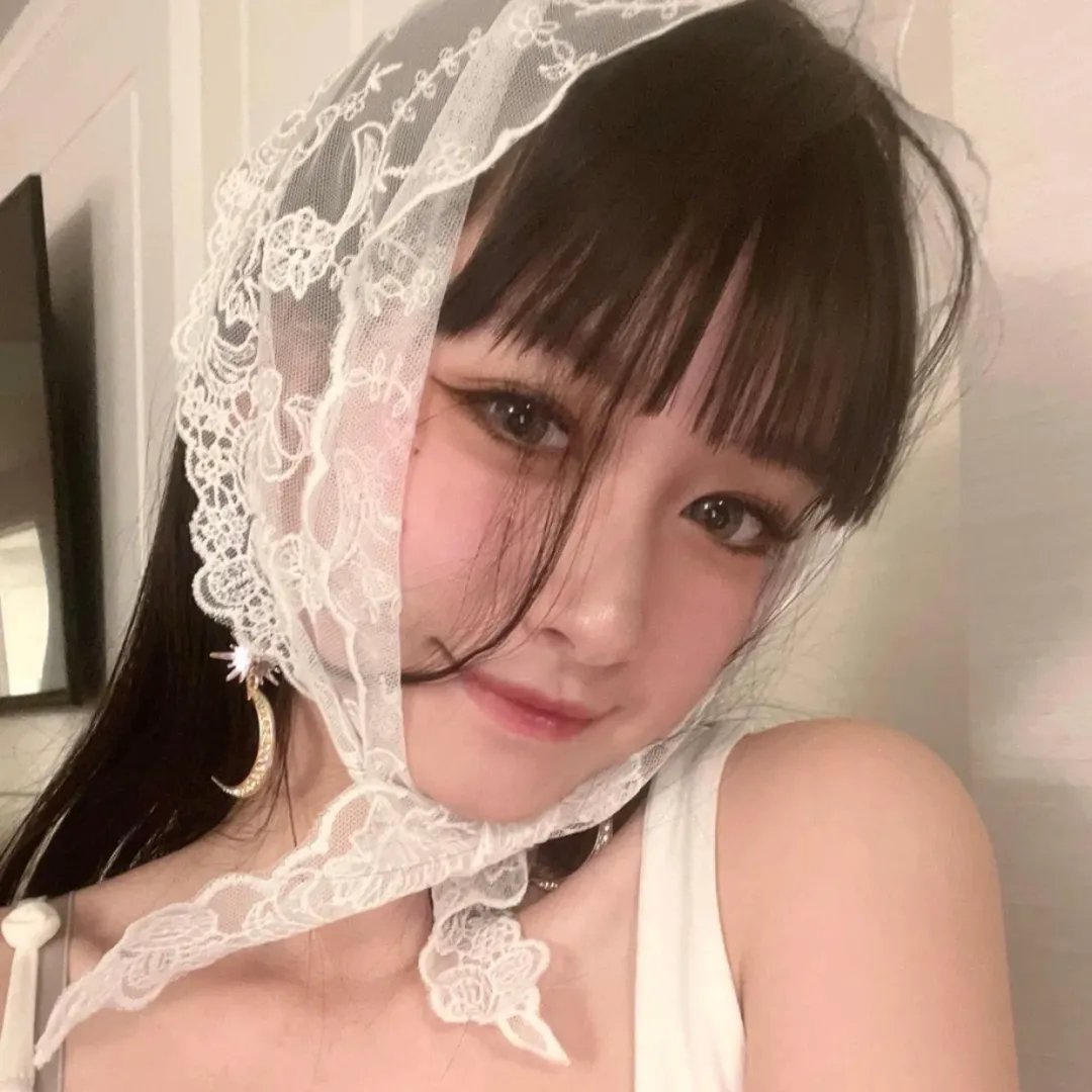 肉弹霓裳